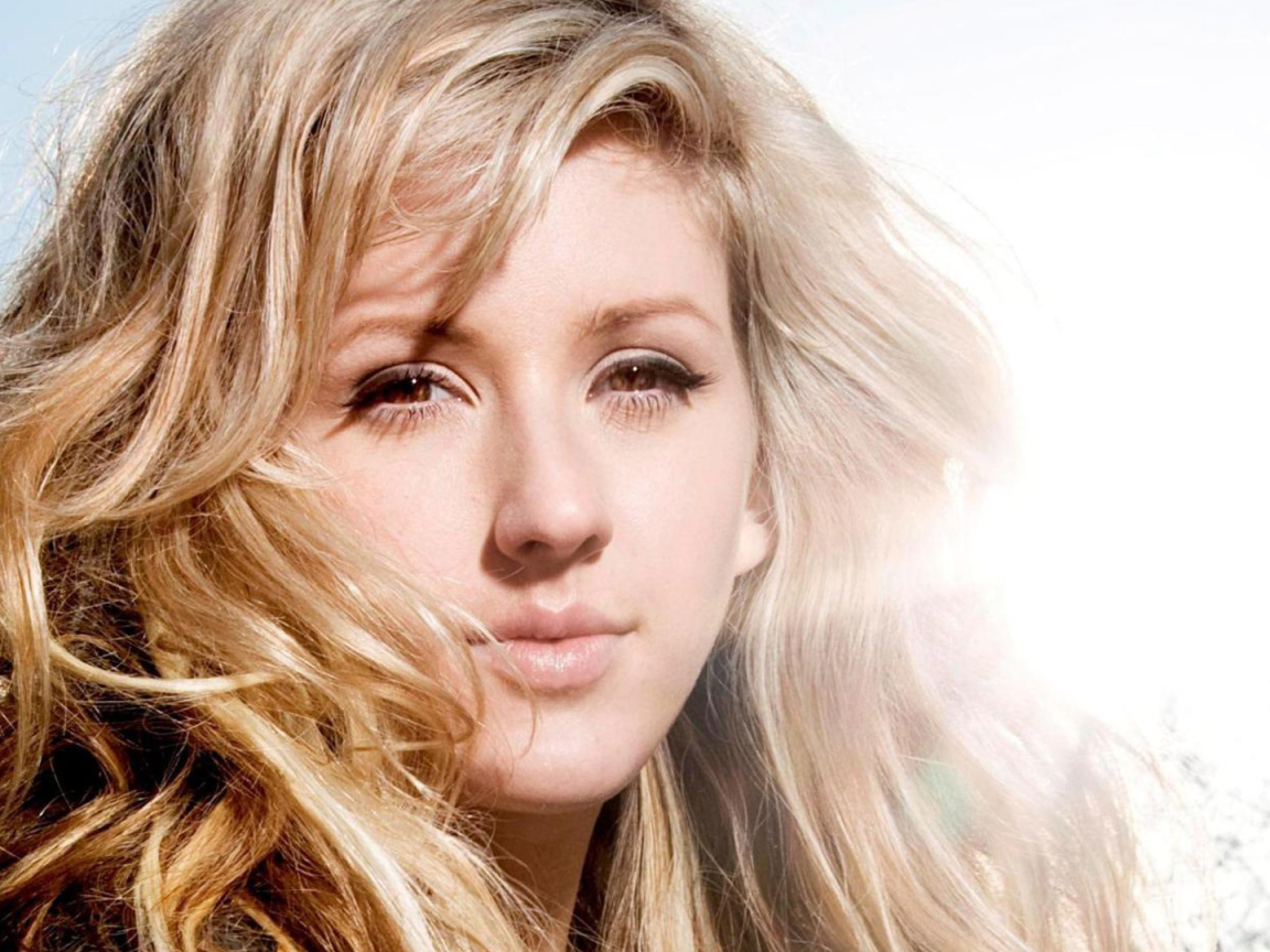 Красивая актриса Дакота Джонсон