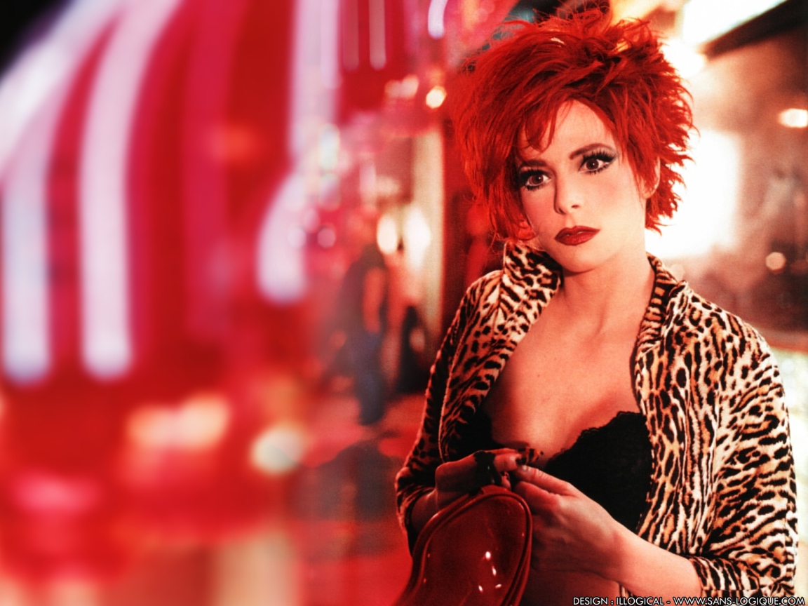 Очаровательная Милен Фармер