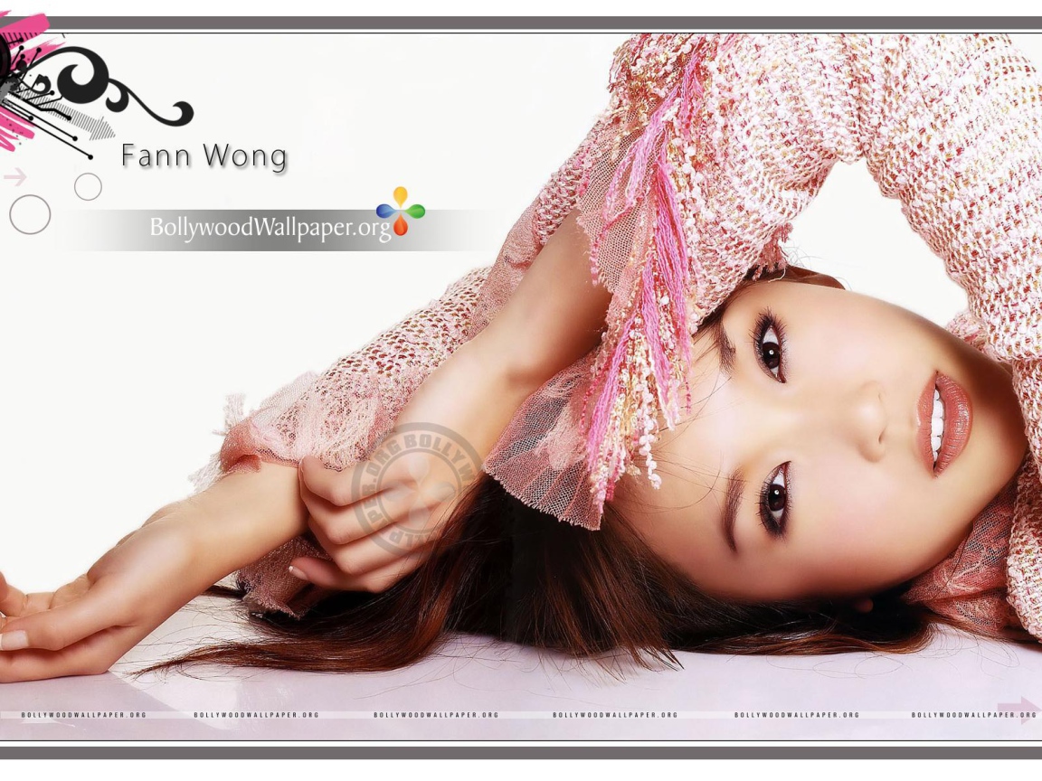 Красивая модель Фэнн Вонг