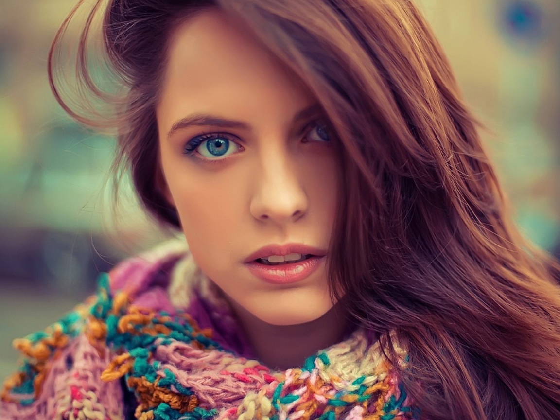 Голубоглазая девушка