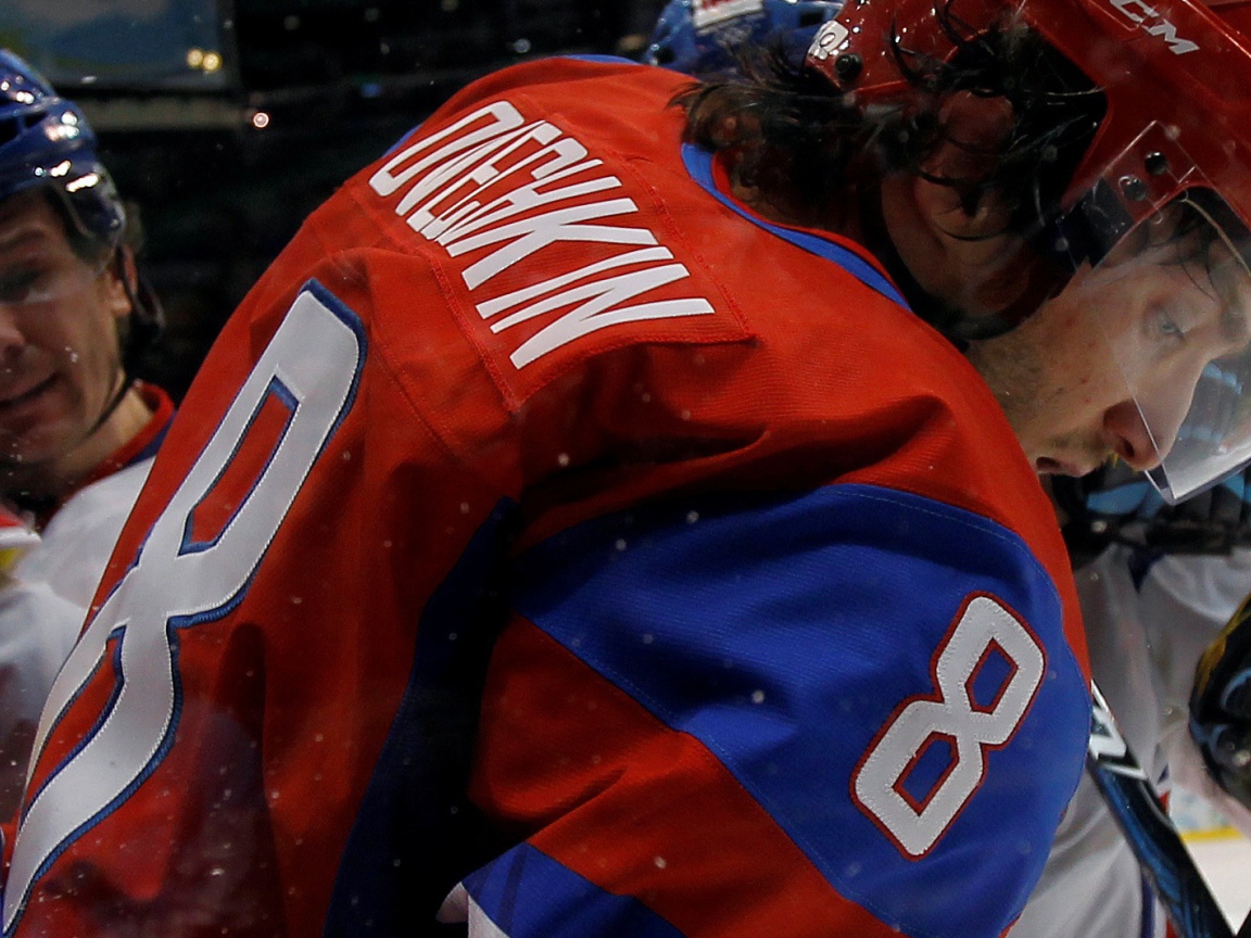 Популярный русский спортсмен Александр Овечкин