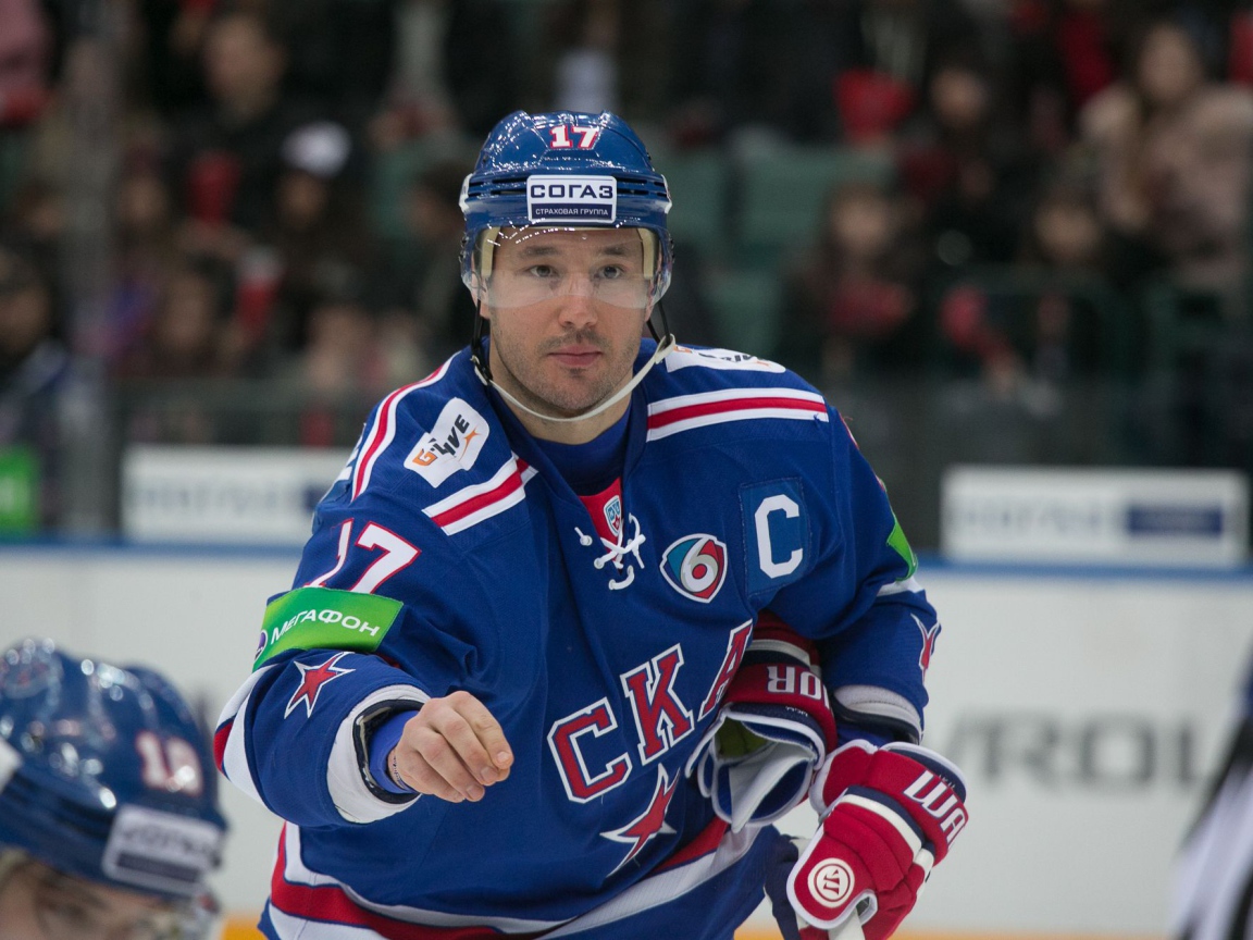 Популярный человек Илья Ковальчук