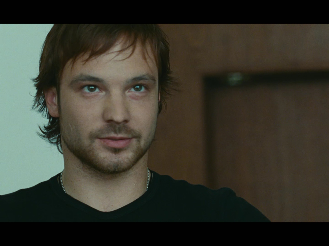 Знаменитая Алексей Чадов