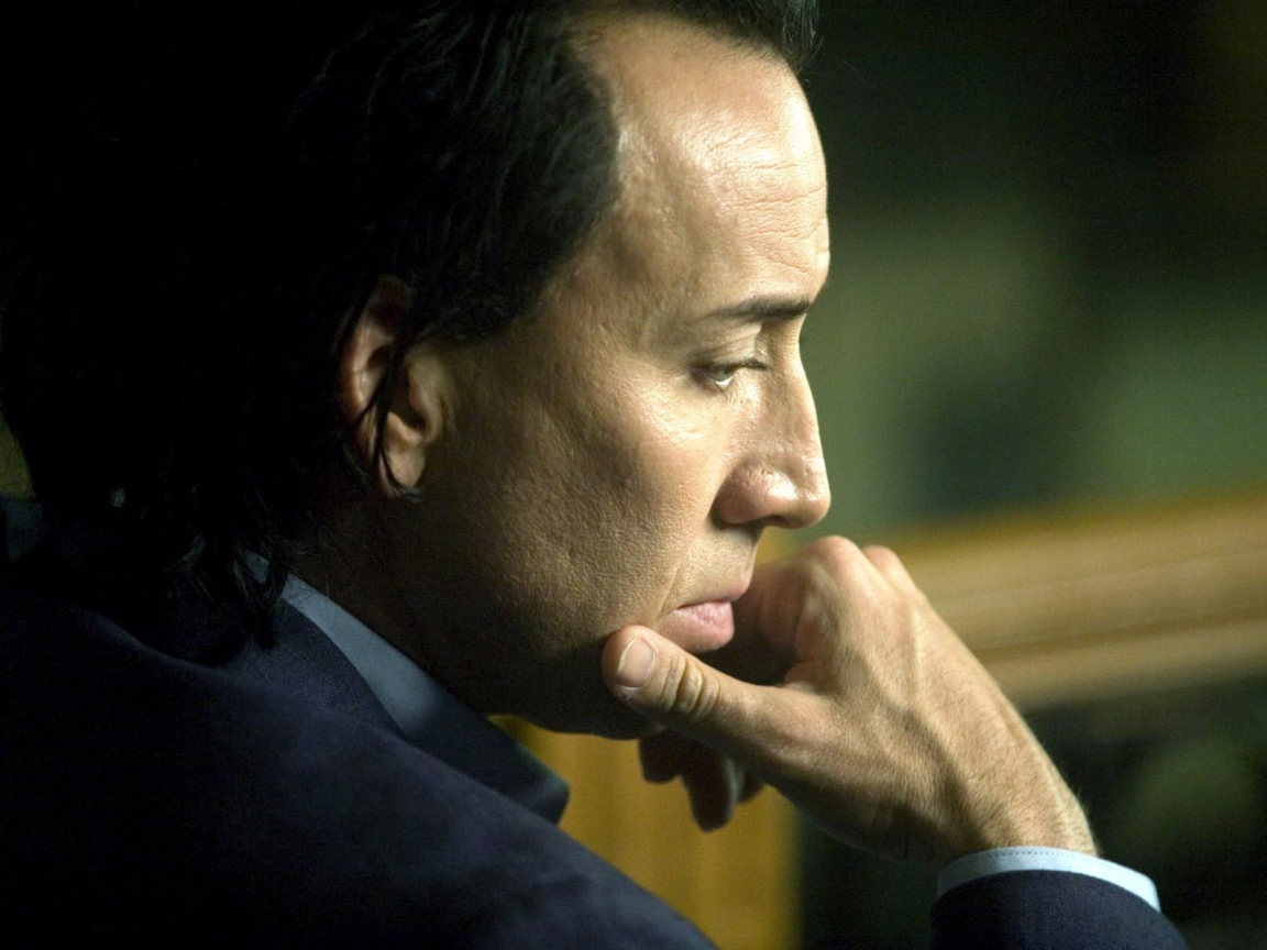 Николас Кейдж думает