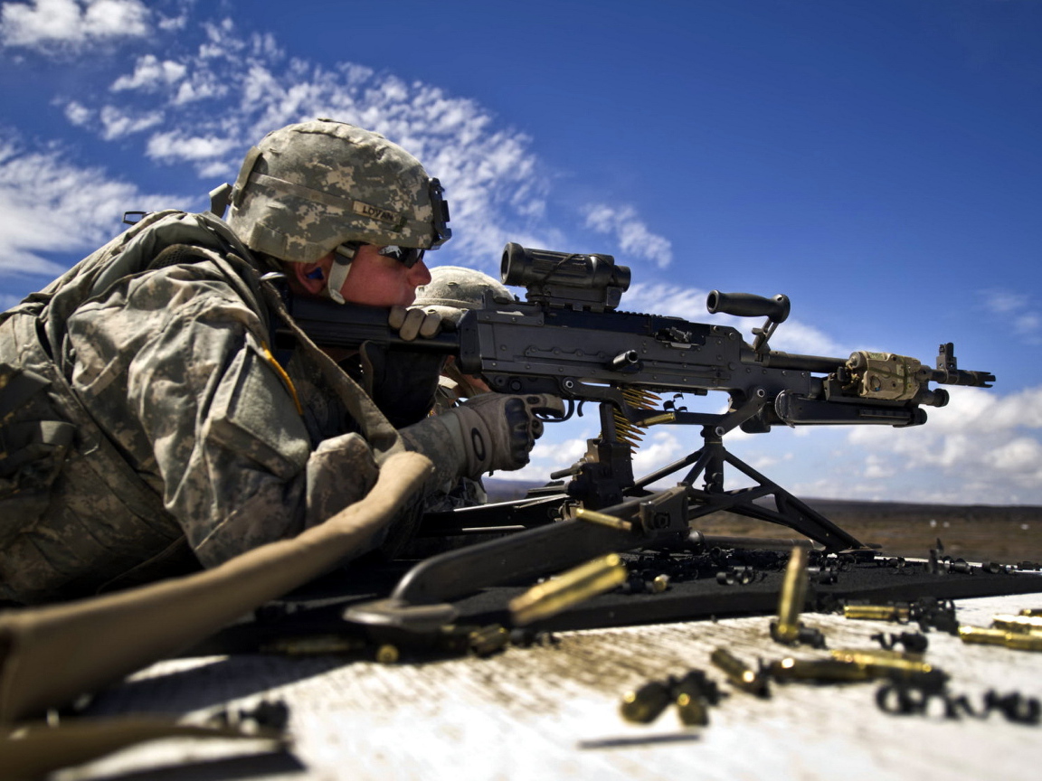 Стрельба из пулемета
