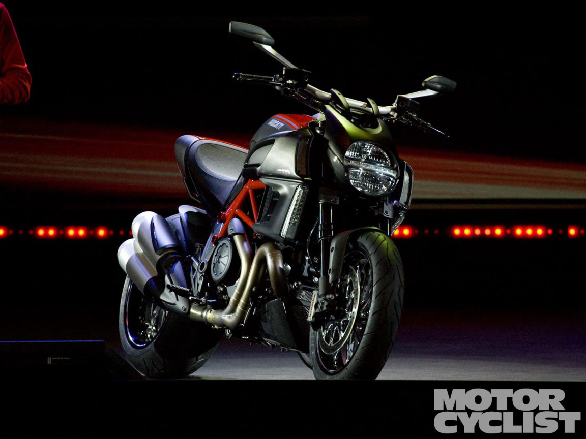 Мотоцикл модели Ducati Diavel