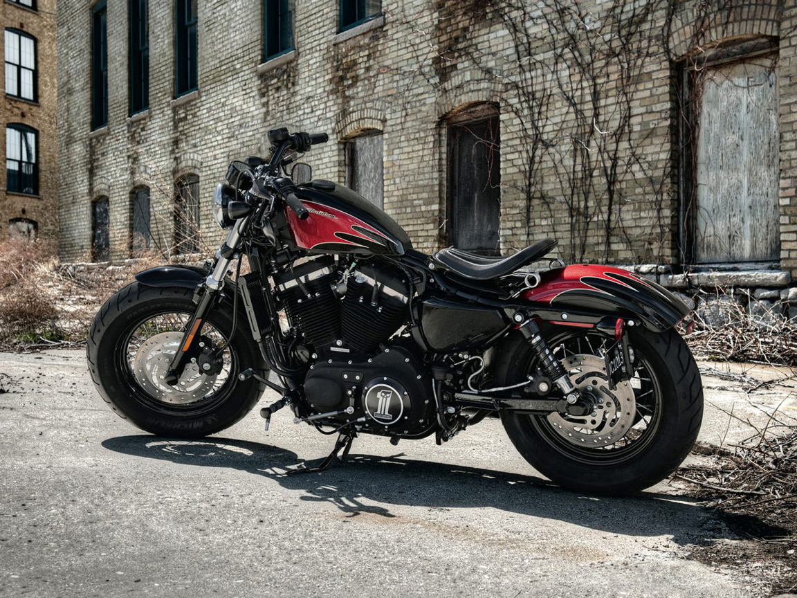 Невероятный мотоцикл Harley-Davidson XL 1200X Sportster Forty-Eight