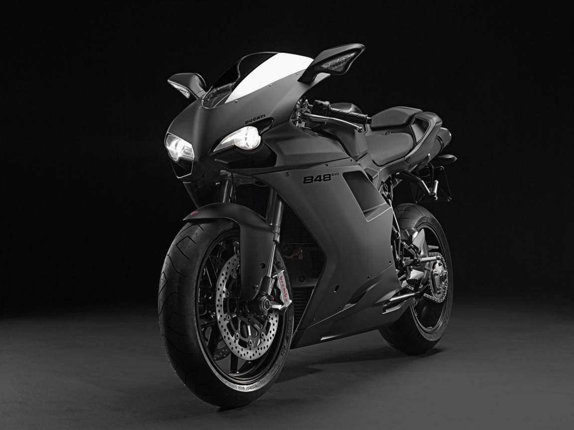 Невероятно быстрый мотоцикл Ducati Superbike 848 Evo