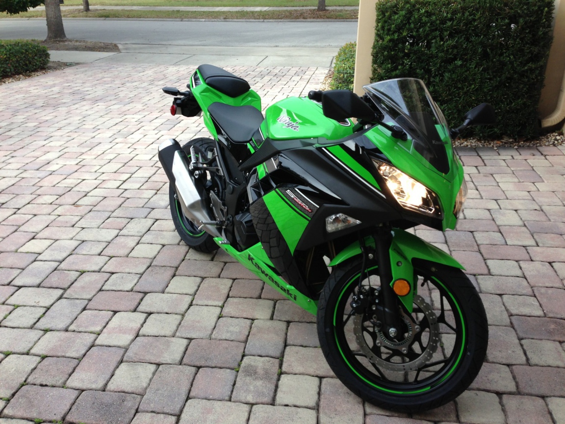 Невероятно быстрый мотоцикл Kawasaki Ninja 300