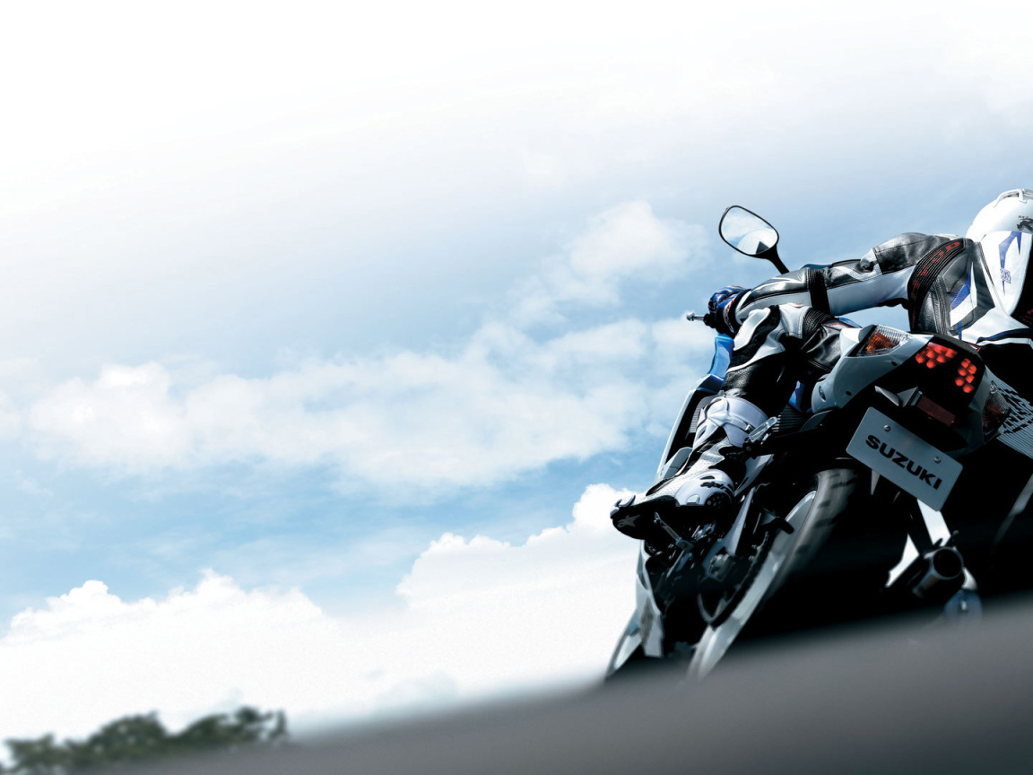 Невероятно быстрый мотоцикл Suzuki  GSX-R 750