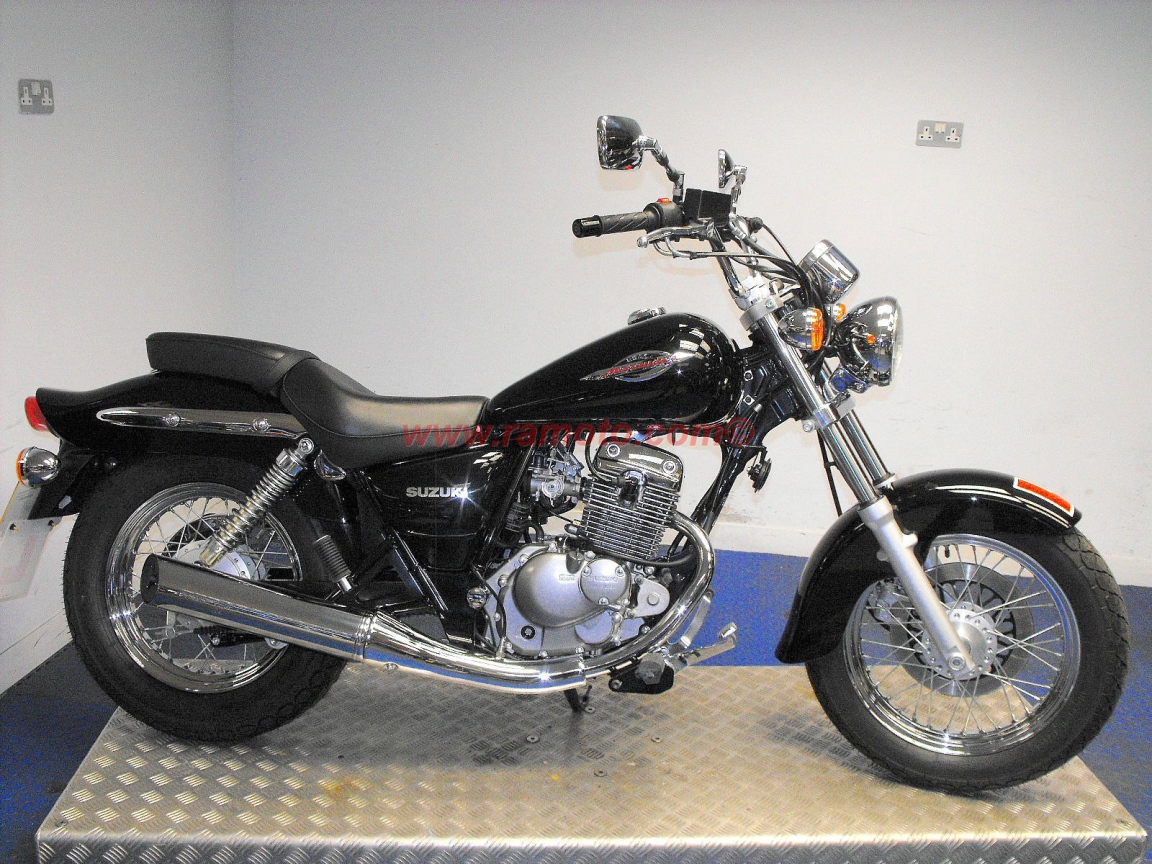 Невероятно быстрый мотоцикл Suzuki Marauder 125