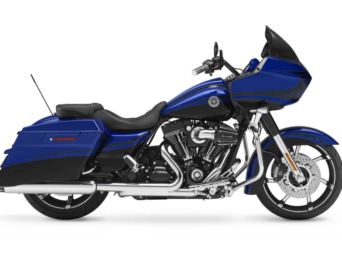 Невероятно быстрый мотоцикл Harley-Davidson CVO Road Glide Custom