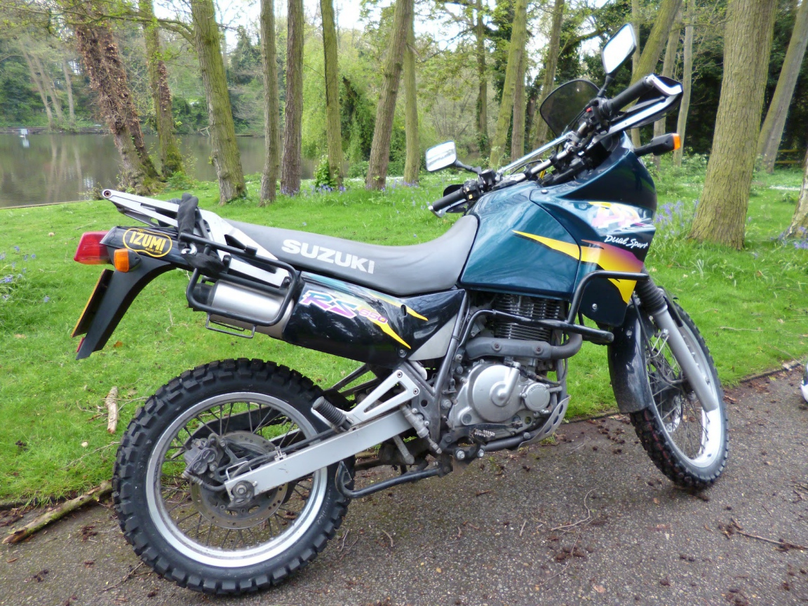 Мотоцикл Suzuki модели DR 650 SE