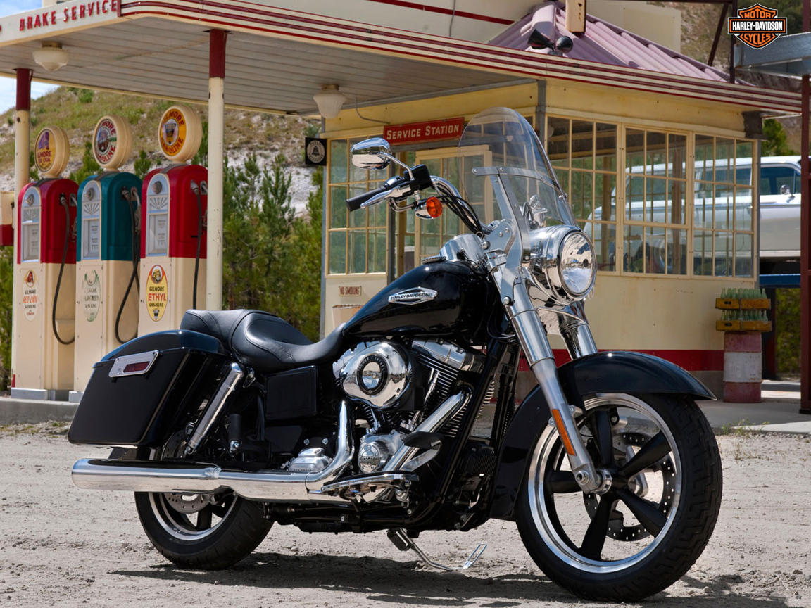 Мотоцикл модели Harley-Davidson Dyna Switchback