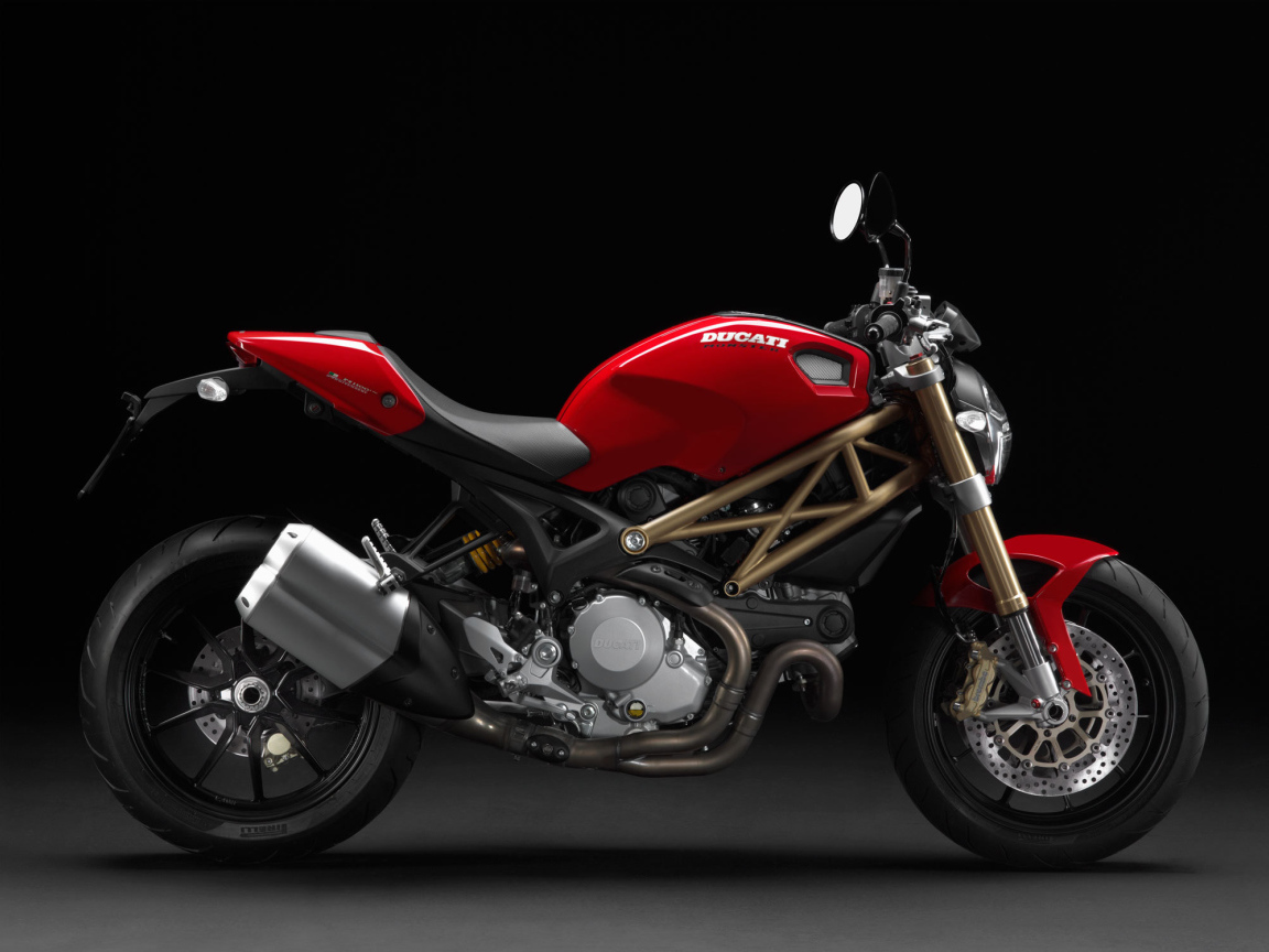 Популярный мотоцикл Ducati Monster 796 Corse Stripe