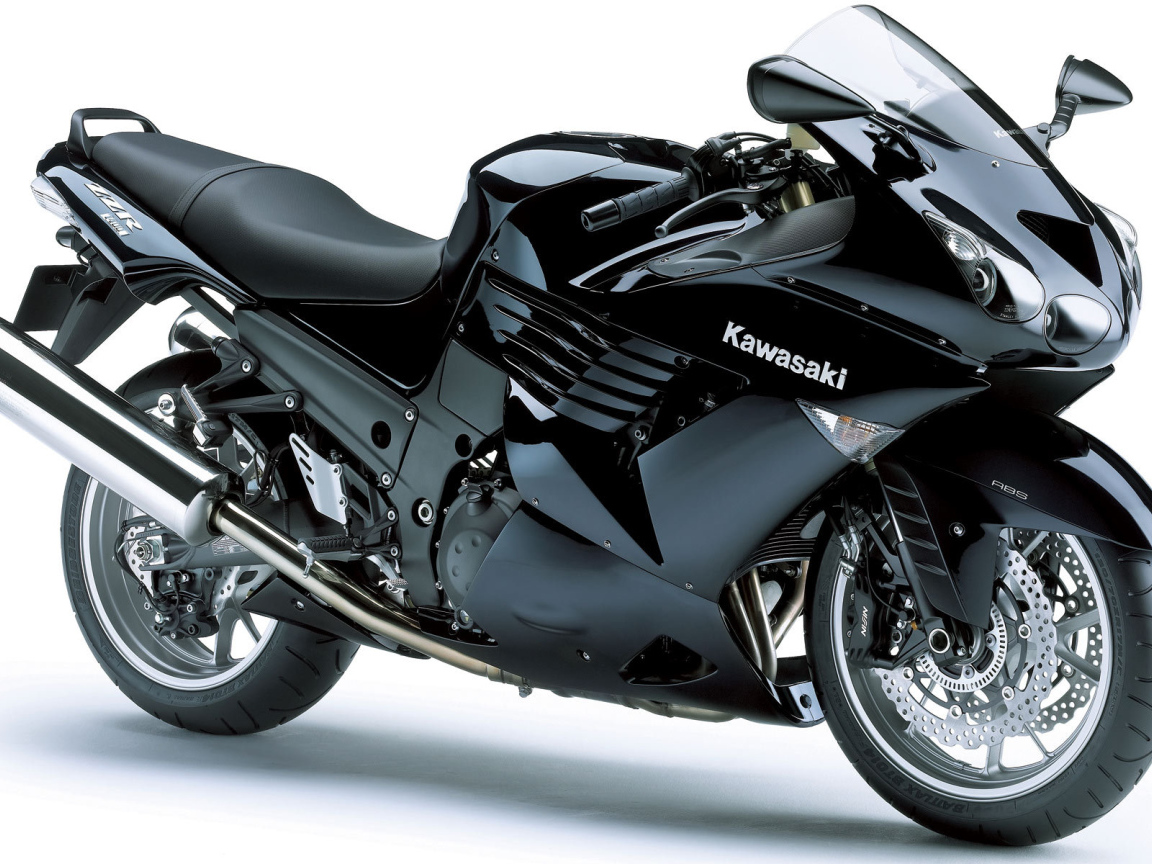 Популярный мотоцикл Kawasaki ZZR 1400