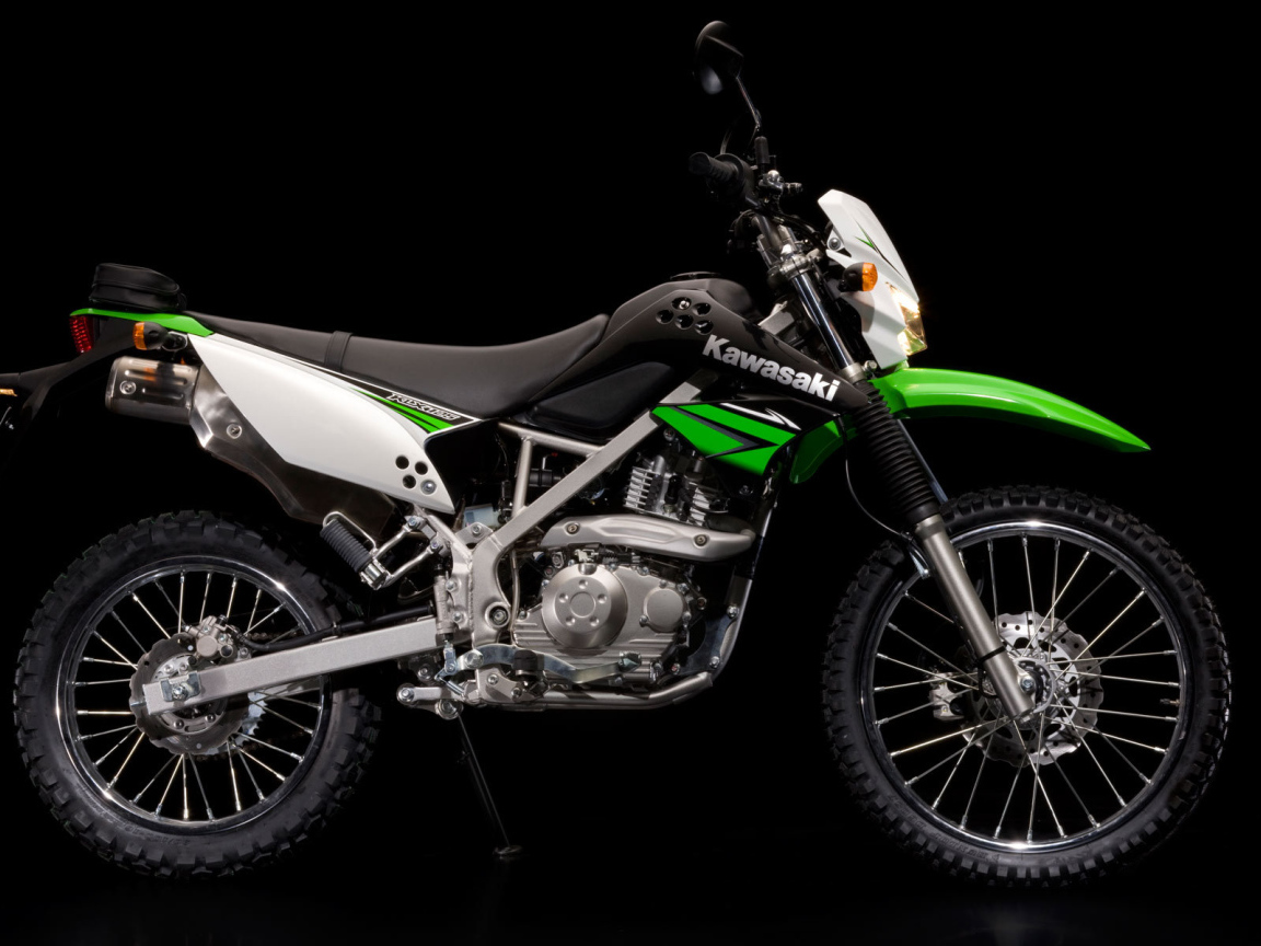 Надежный мотоцикл Kawasaki KLX 125