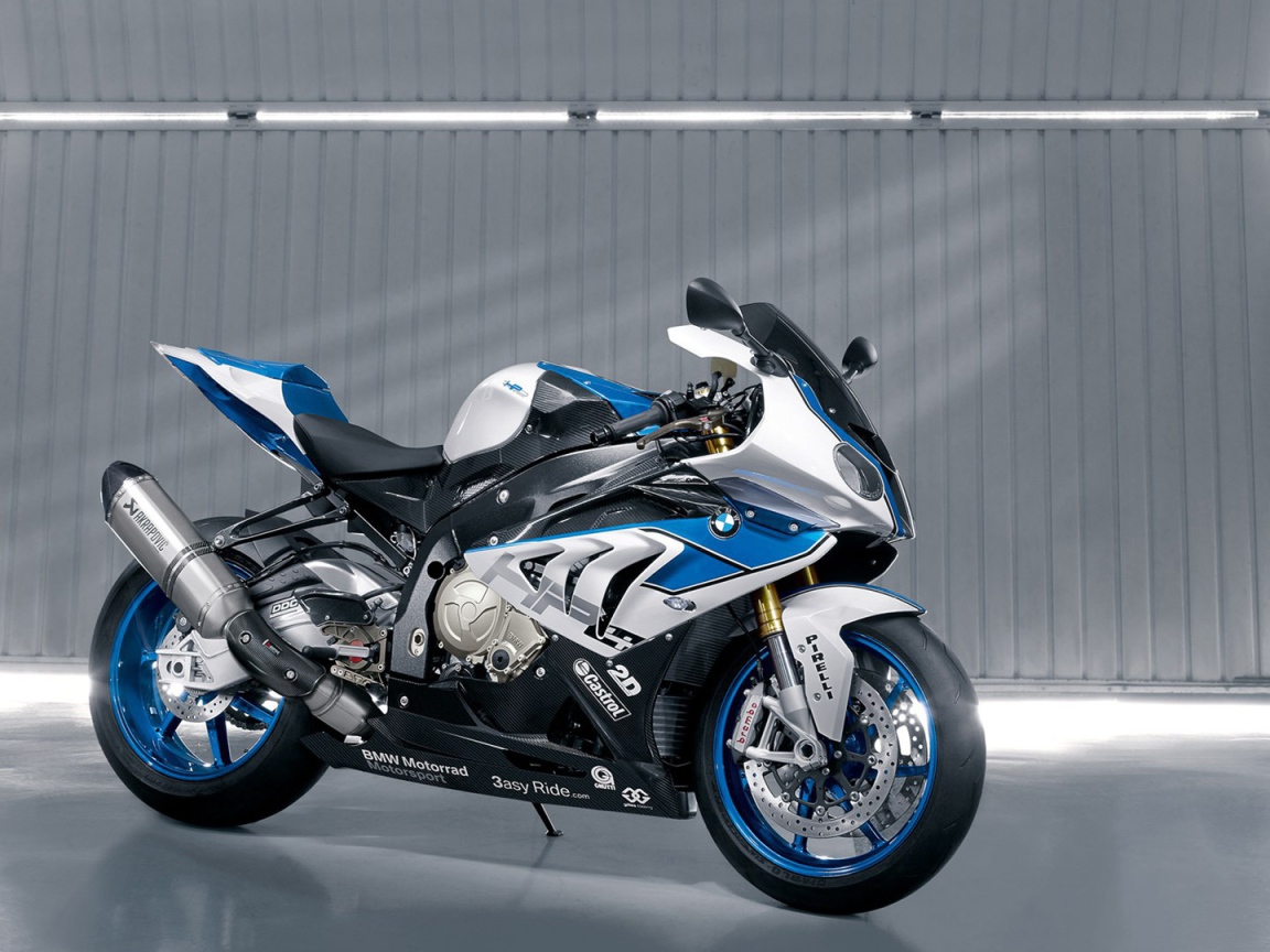 Мотоцикл BMW HP4