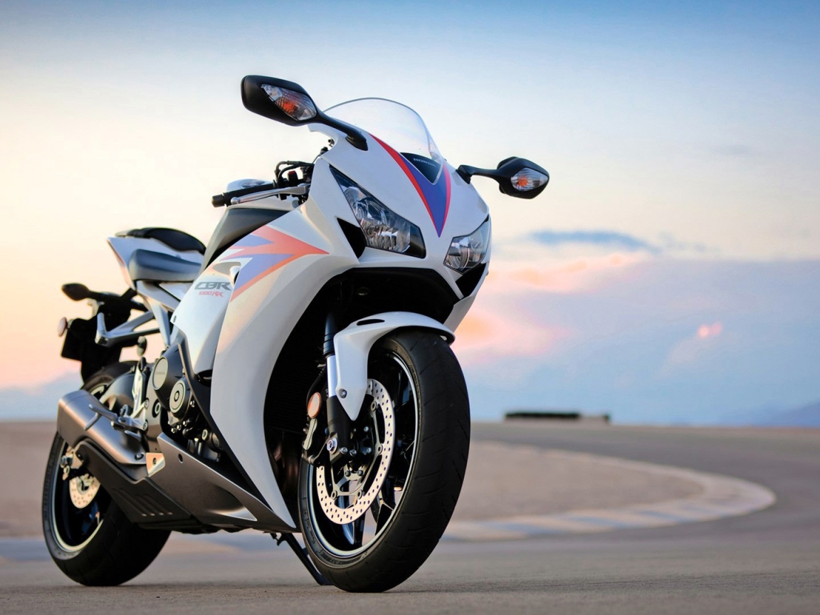 Мотоцикл Honda cbr 1000rr