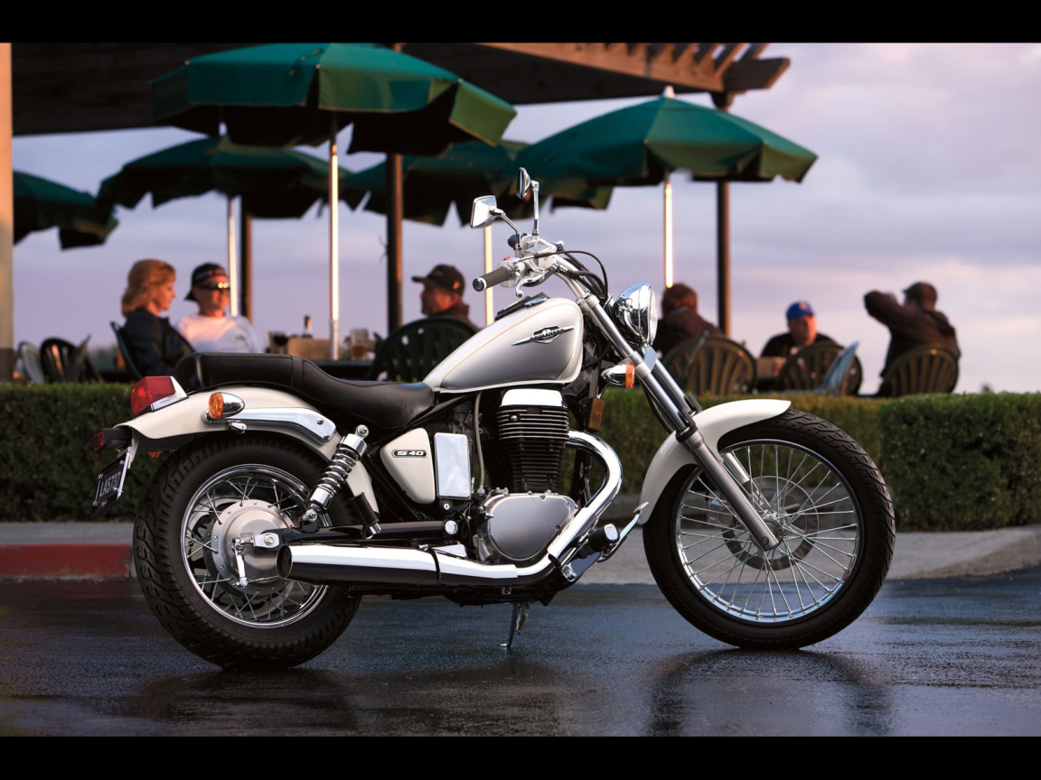 Новый мотоцикл Suzuki Boulevard S 40