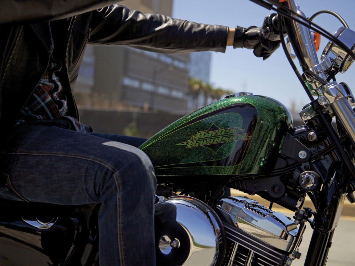 Тест-драйв мотоцикла Harley-Davidson XL 1200V Sportster Seventy-Two