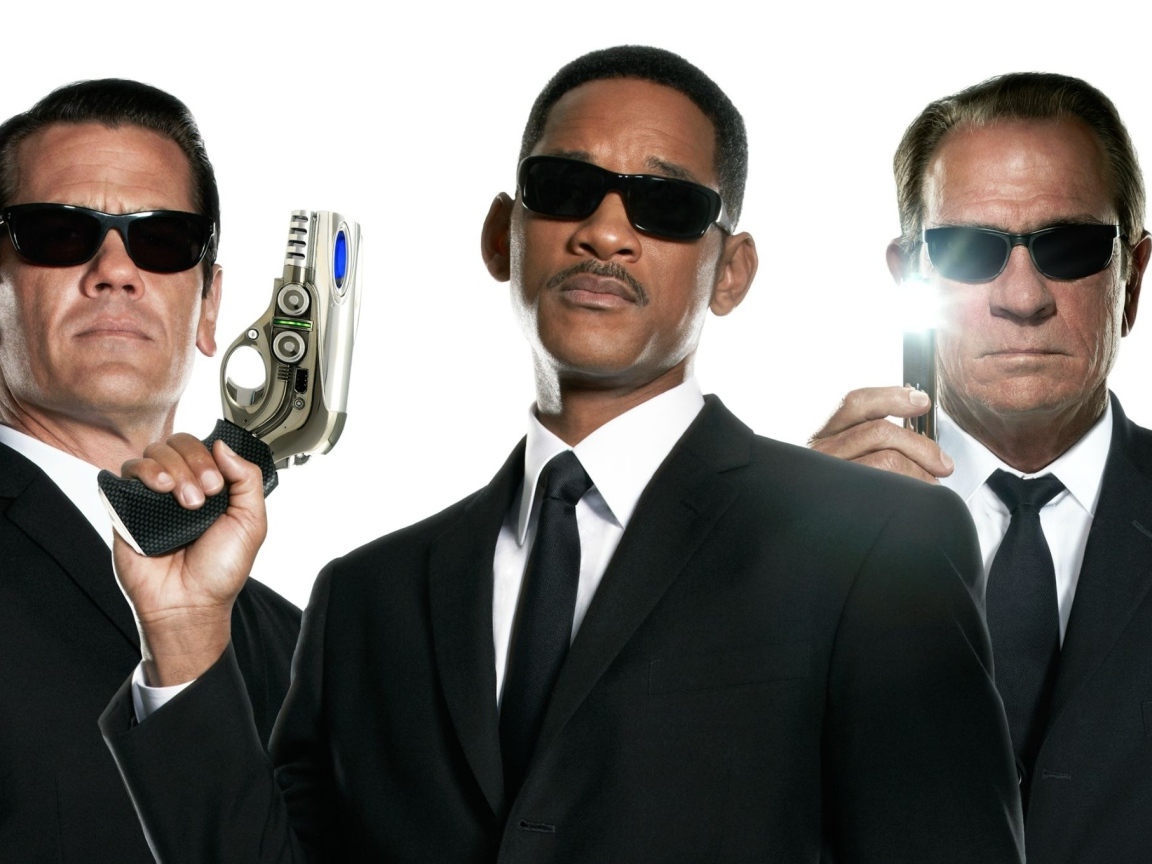 Люди в черном  3