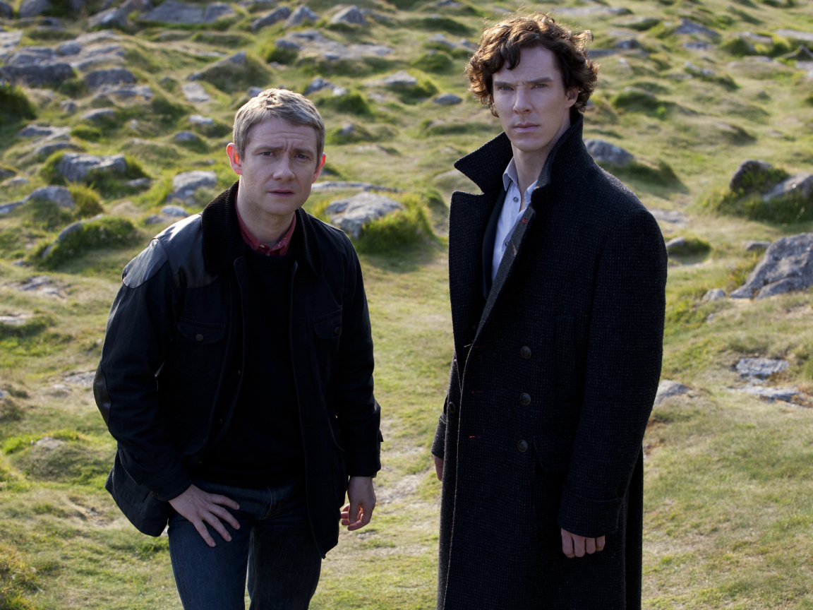 Шерлок с коллегой на природе