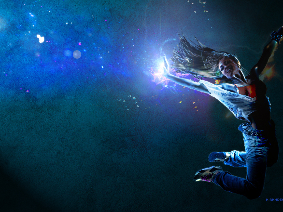 Танцовщица на фоне звезд