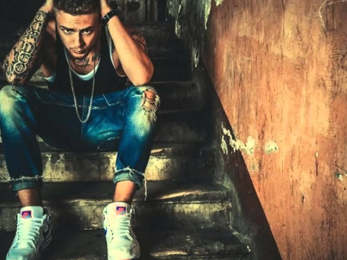 Молодой исполнитель Егор Крид