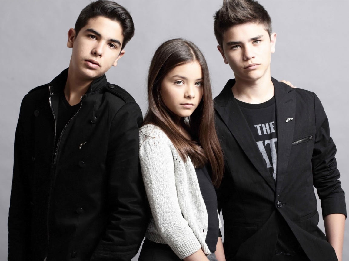 Молодое трио