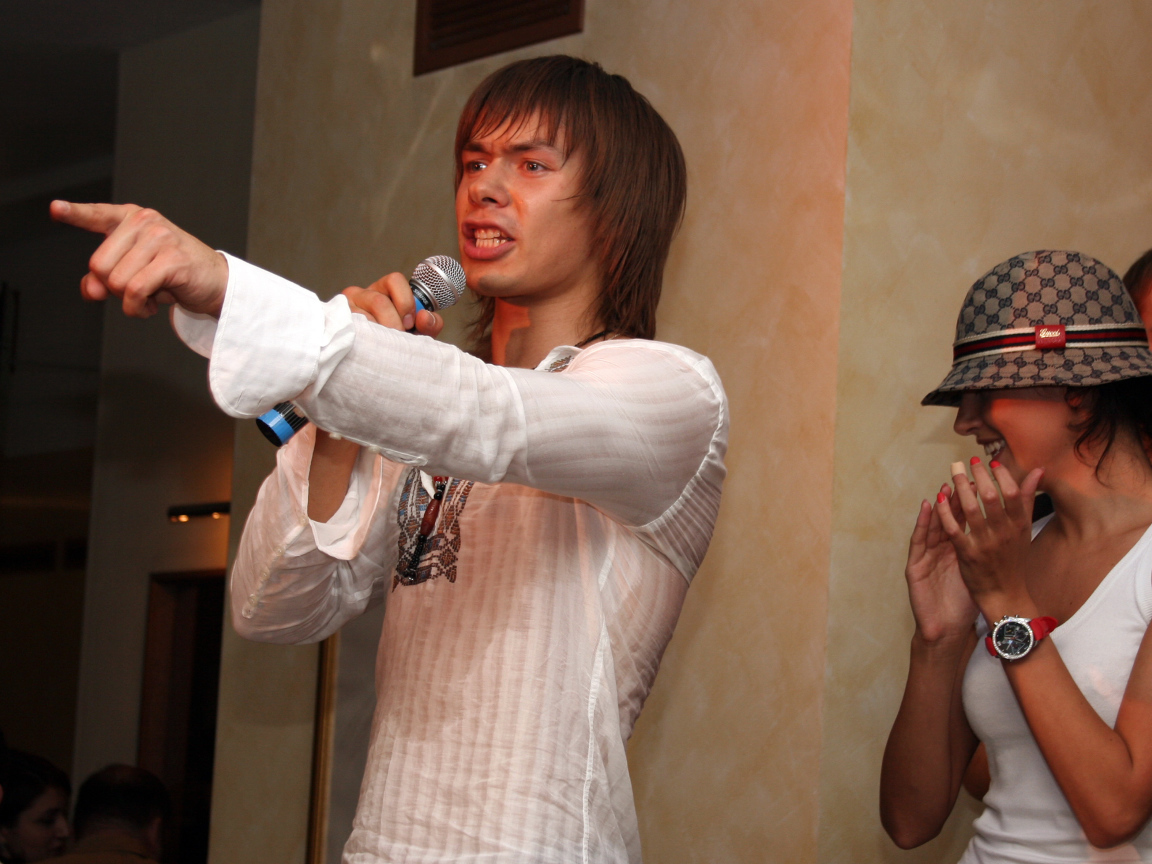 Стас Пьеха на концерте