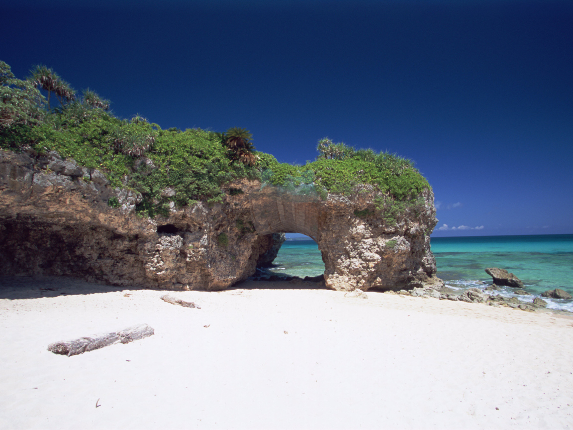 Красивое фото белого пляжа