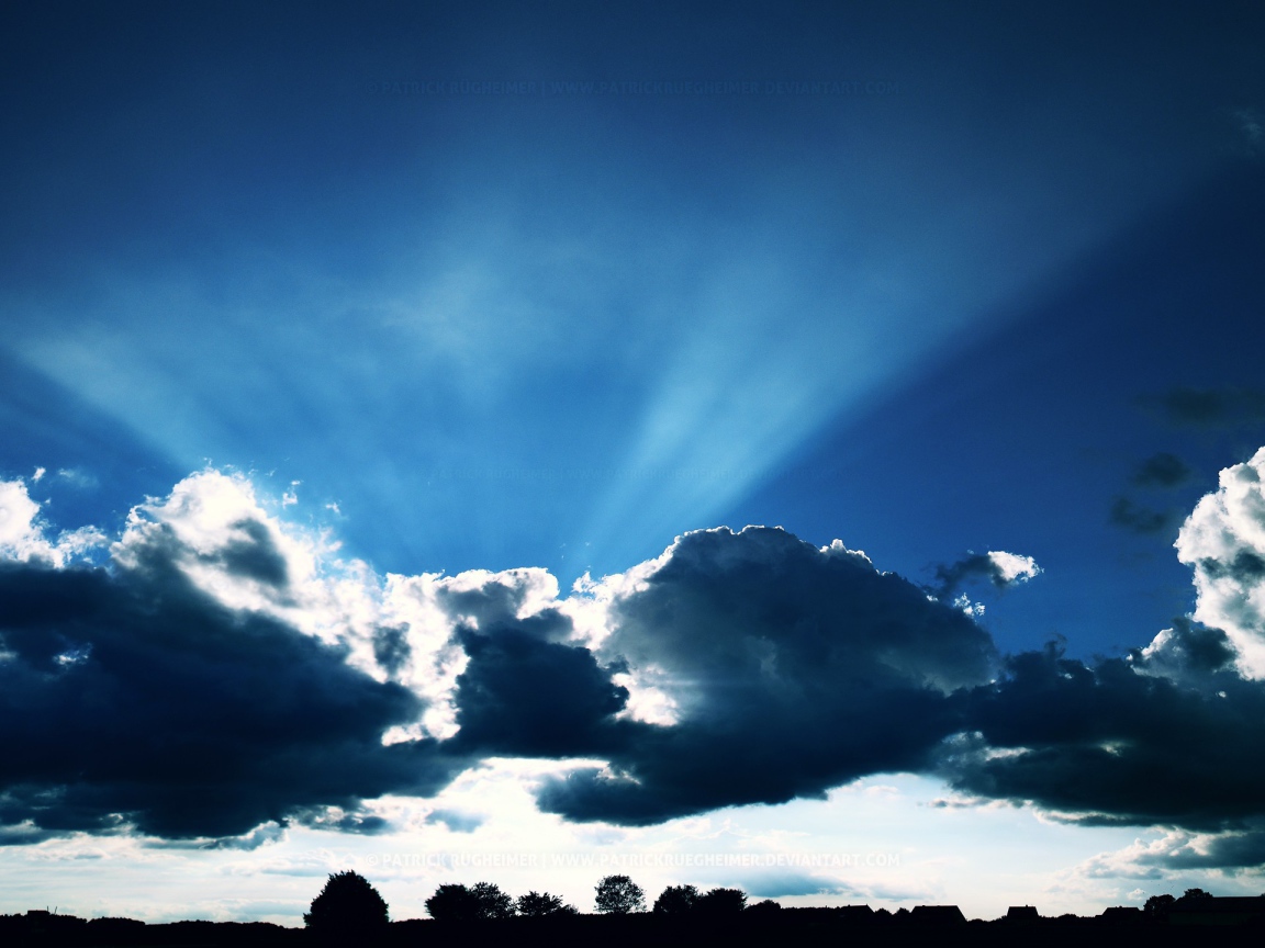 Солнце за облаками