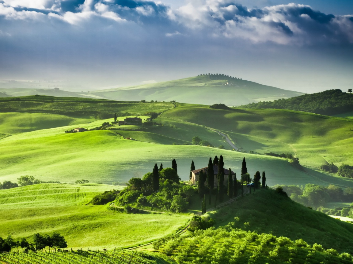 Зеленый пейзаж Италии