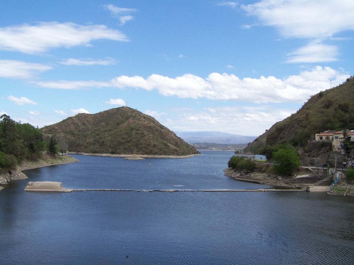 Озеро в Аргентине