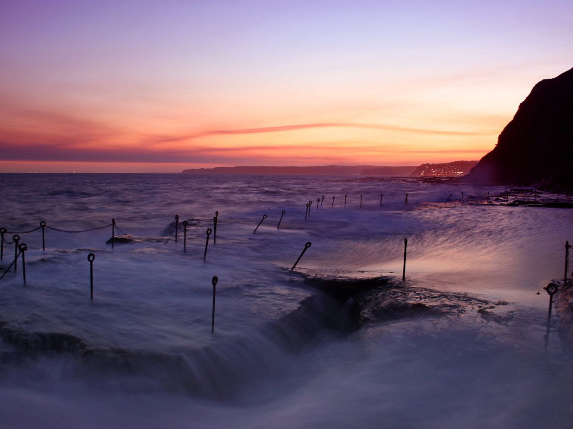 Берег во время шторма