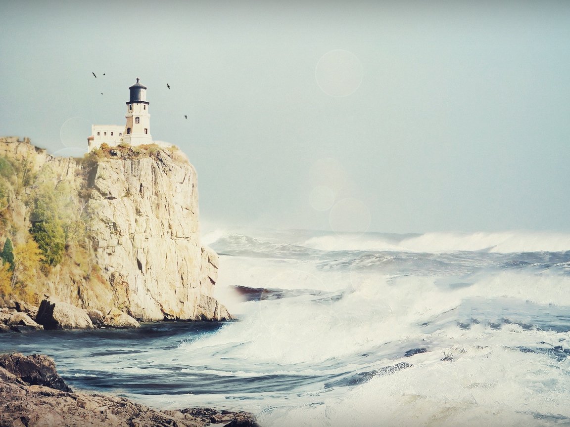 Красивый маяк