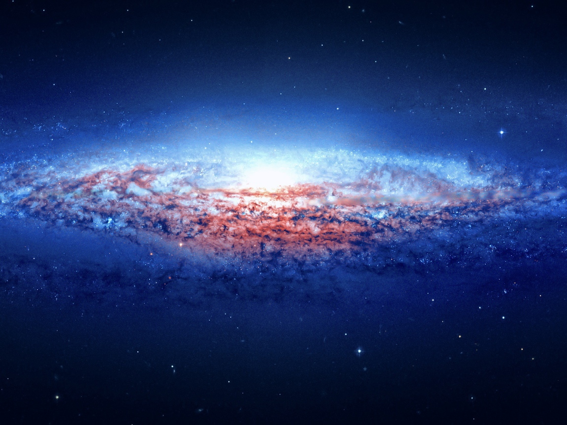 Яркая галактика