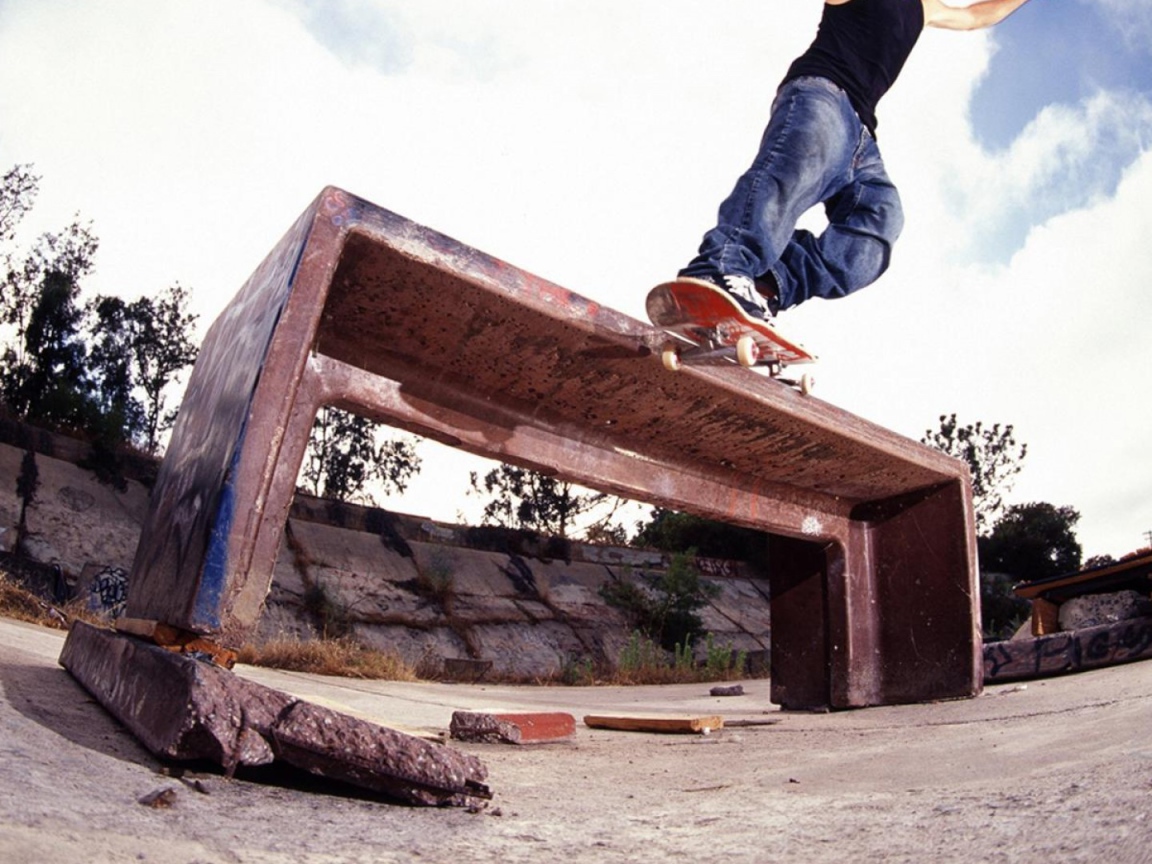 Катание на скейтборде