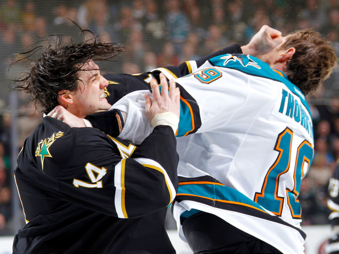 Лучший Хоккеист Джейми Бенн