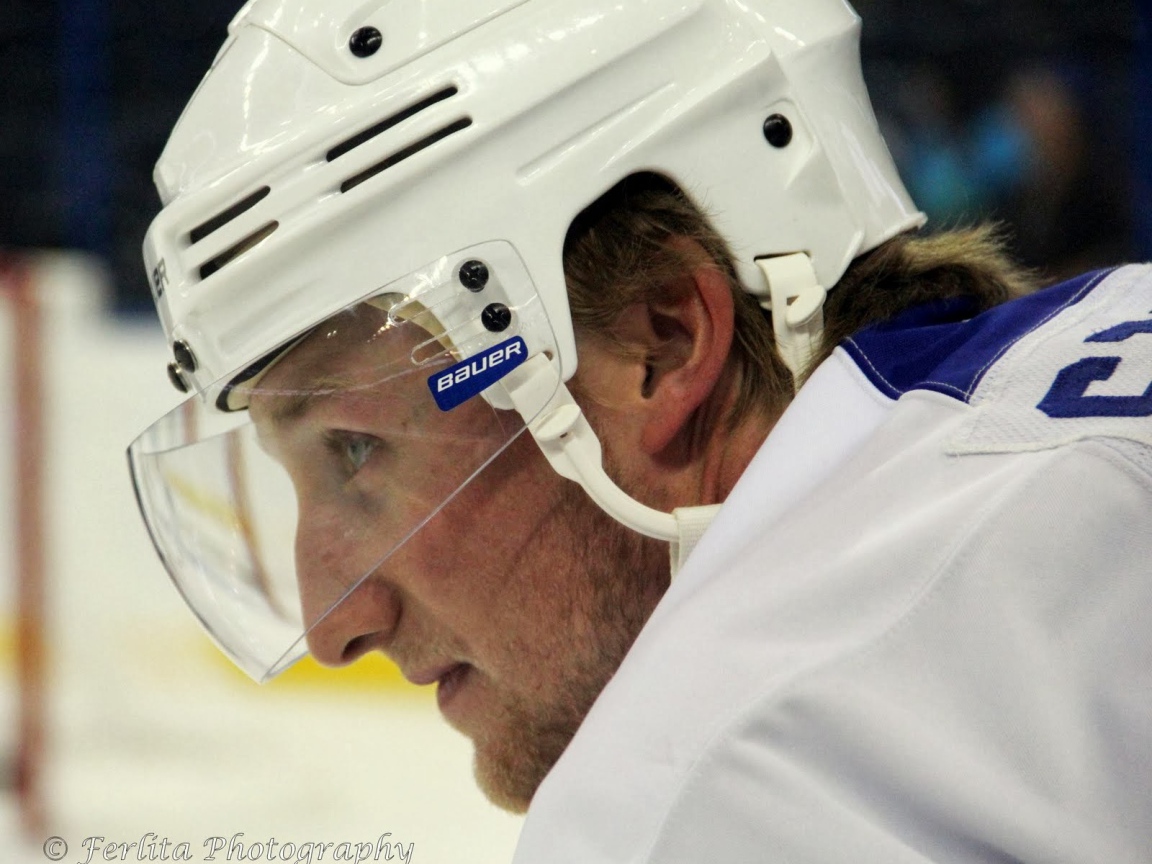 Лучший Хоккеист Тампа-Бэй Стивен Стэмкос крупным планом