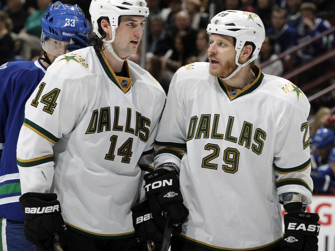 Популярный Хоккеист Джейми Бенн