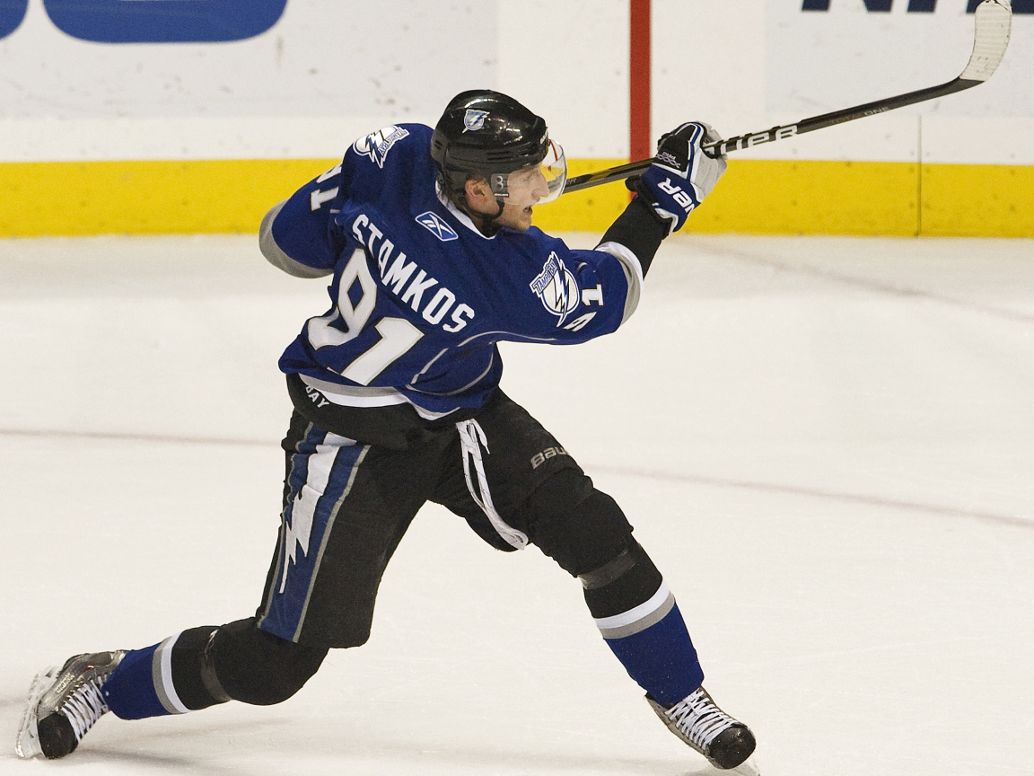 Лучший Хоккеист Тампа-Бэй Стивен Стэмкос