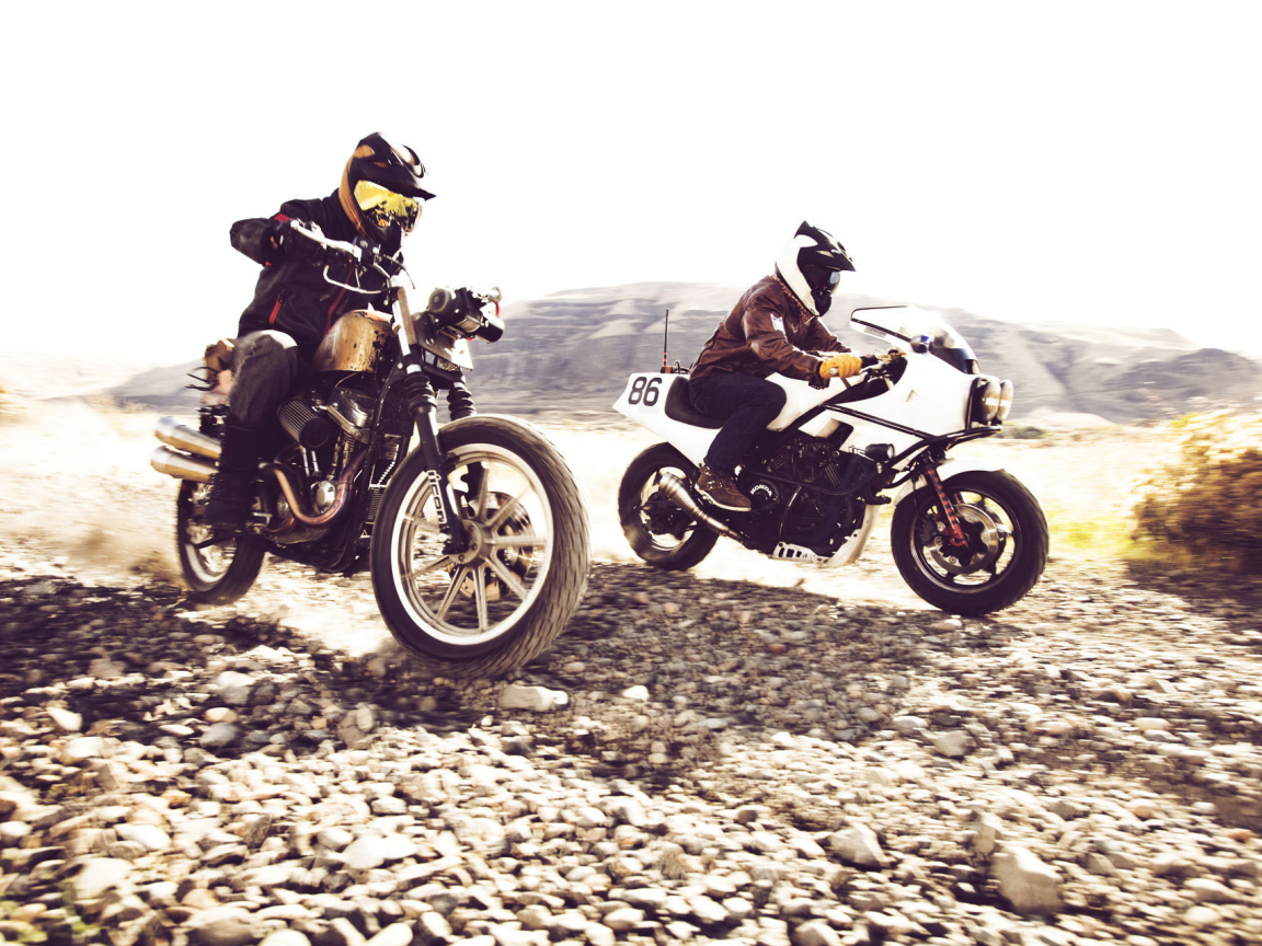 Гонки по каменной дороге