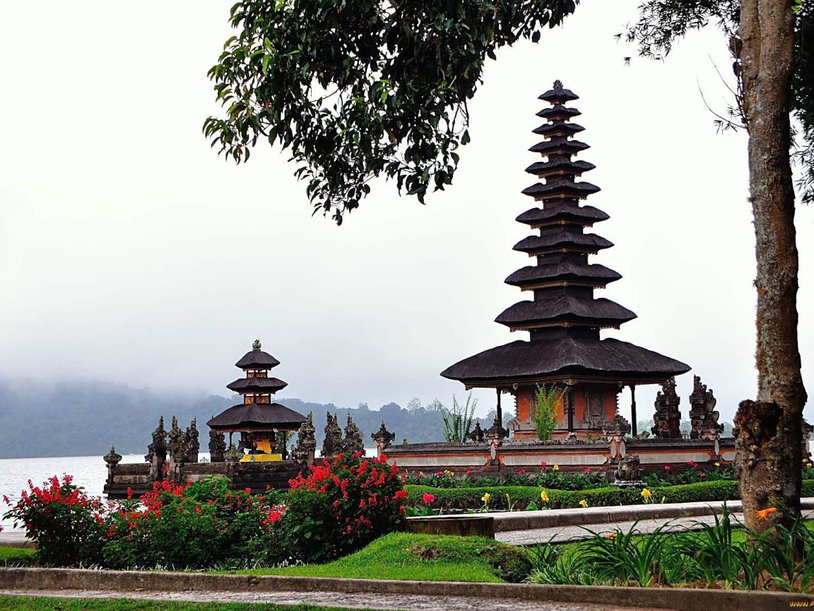 Буддийский храм на Бали