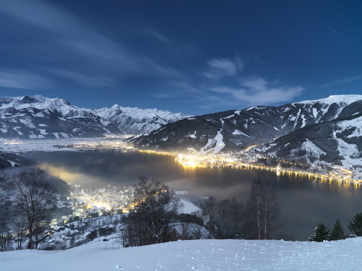 Вечернее сияние на курорте Цель-ам-Зее, Австрия