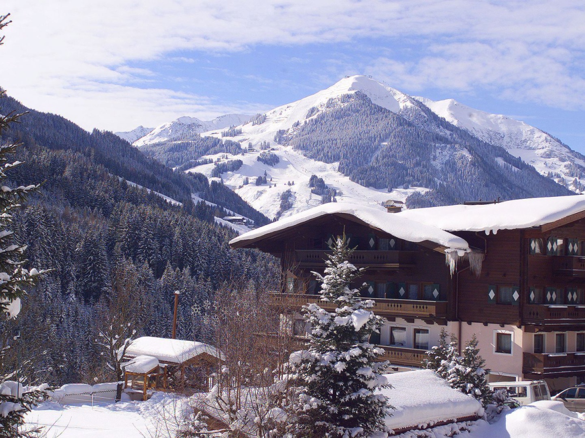 Гостиница на горнолыжном курорте Заальбах Хинтерглем, Австрия