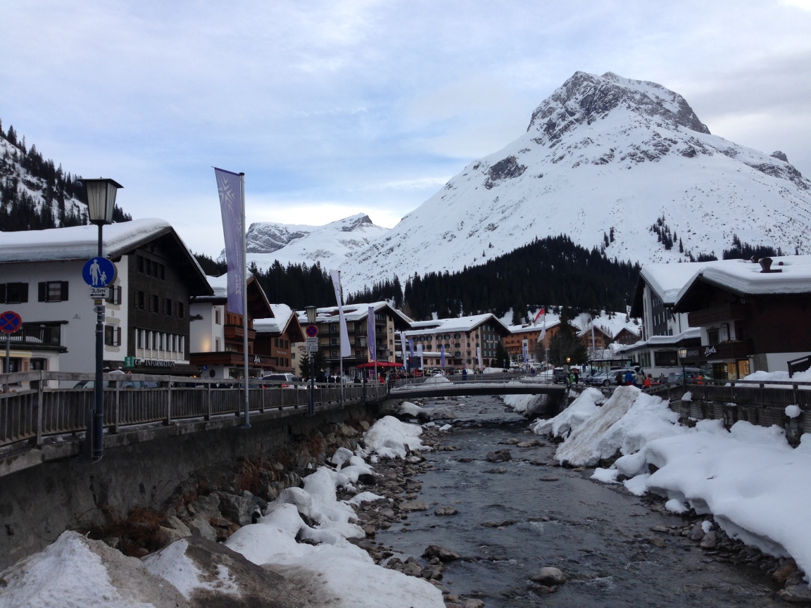 Городские дома на горнолыжном курорте Лех, Австрия