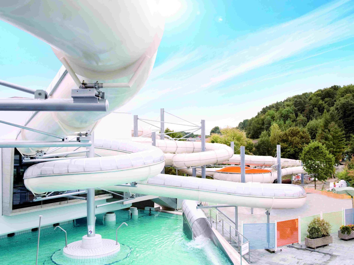 Аквапарк на курорте Бад Лойперсдорф, Австрия