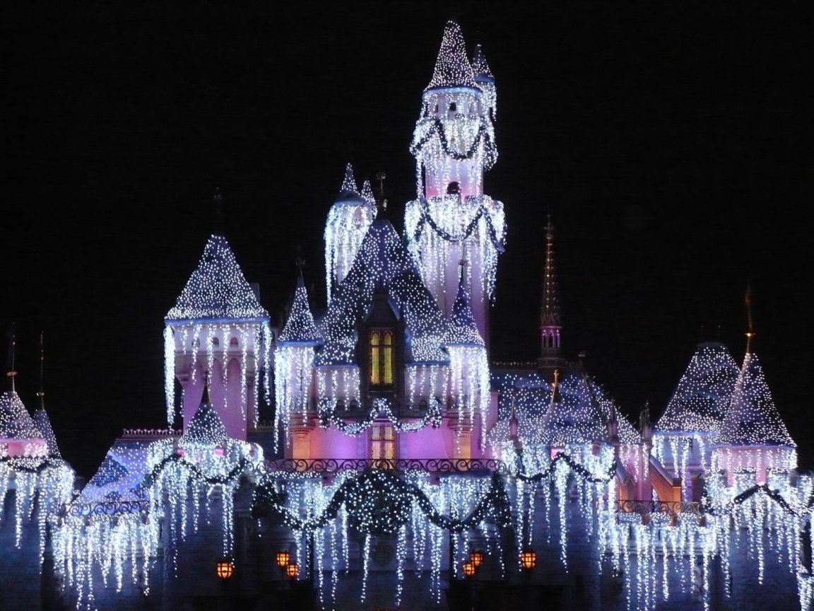 Decoration garlands at Disneyland, France
